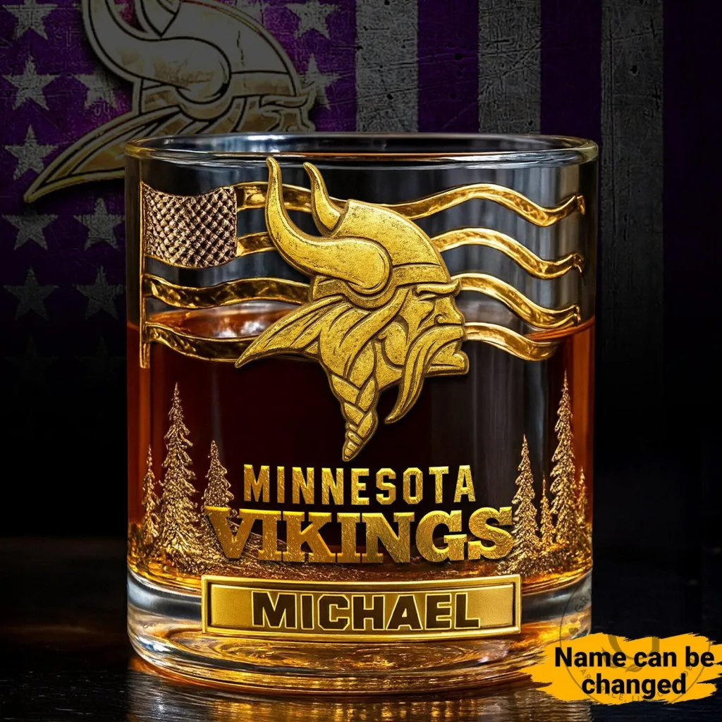 Minnesota Vikings Personalized Whiskey Glass, Custom NFL Football Drinking Glass Minnesota Vikings Personalized Whiskey Glass, Custom NFL Football Drinking Glass